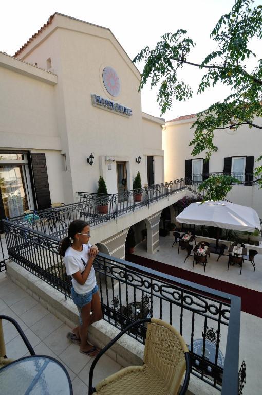 Vila Duric - Ex Hotel Duric Петровац Экстерьер фото